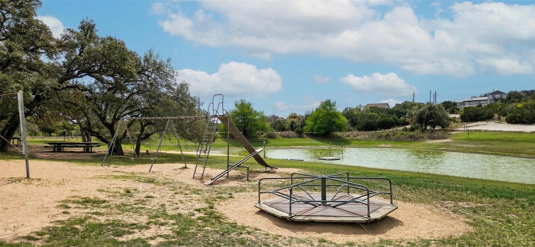 17708 Linkhill Dr, Dripping Springs, TX 78620