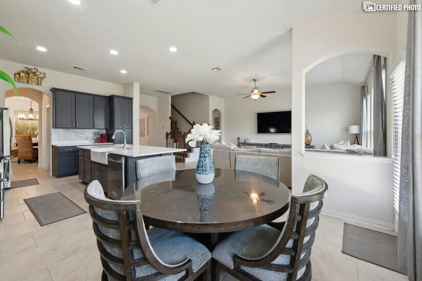 920 Arvada Dr, Leander, TX 78641