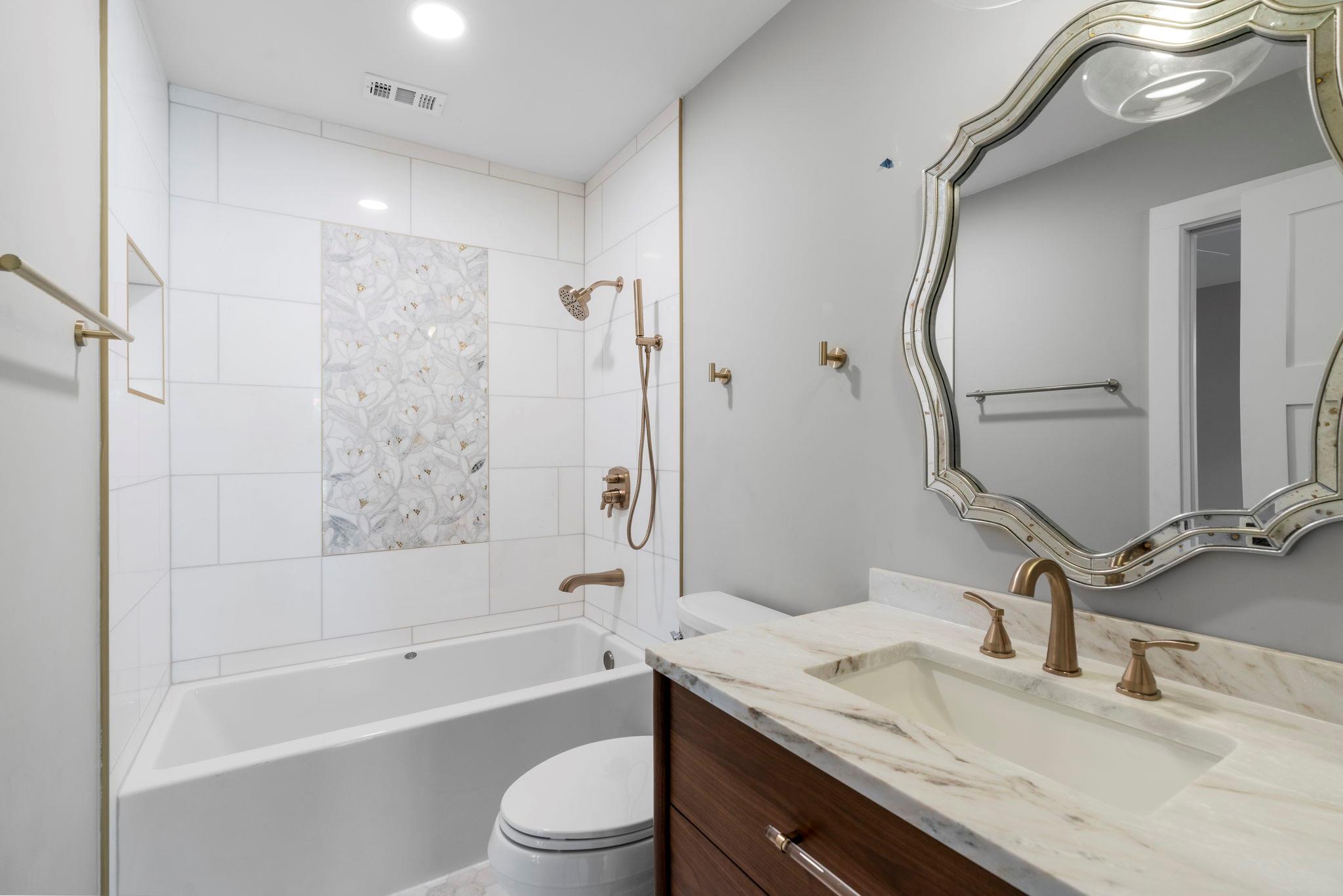 701 Furlong Dr, Austin, TX 78746