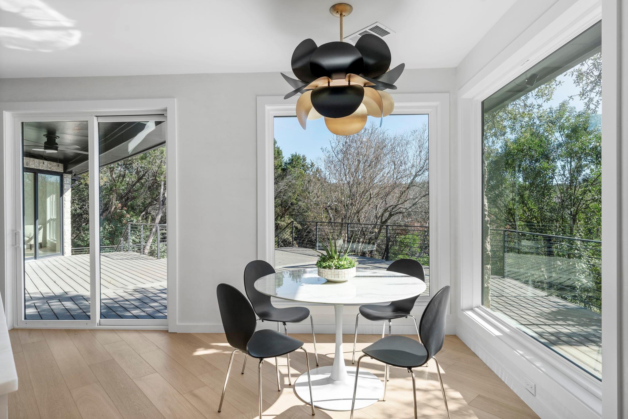 701 Furlong Dr, Austin, TX 78746