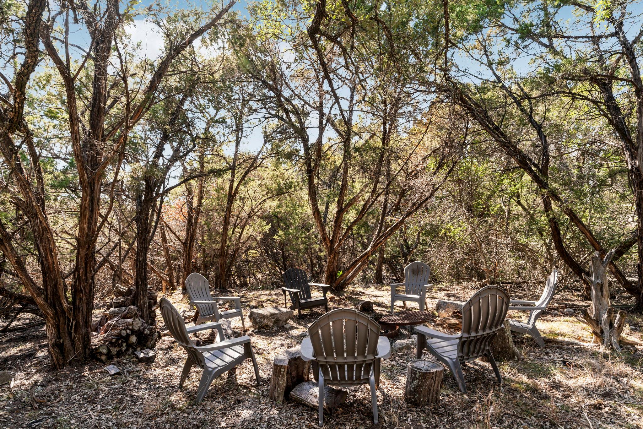 701 Furlong Dr, Austin, TX 78746