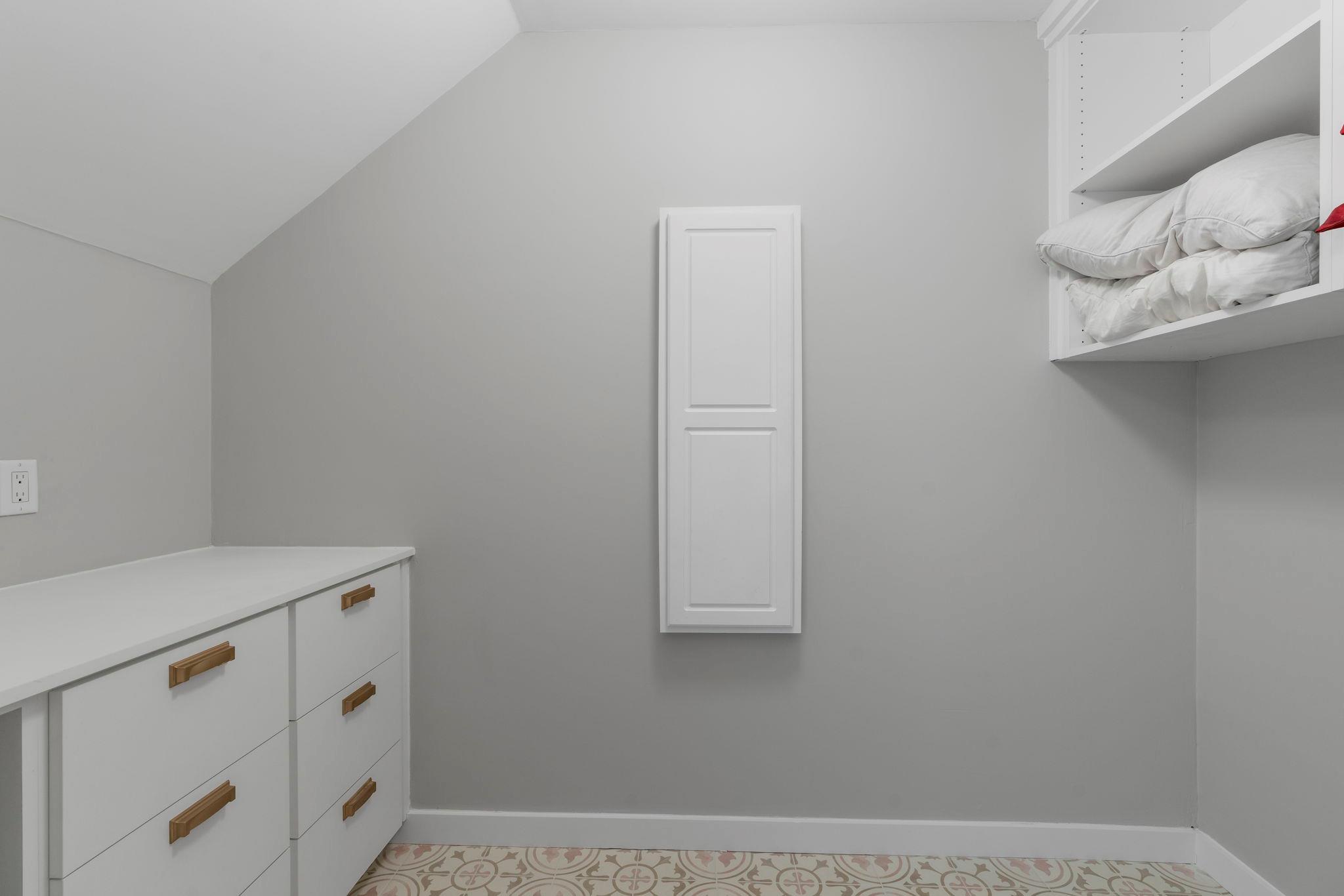 701 Furlong Dr, Austin, TX 78746