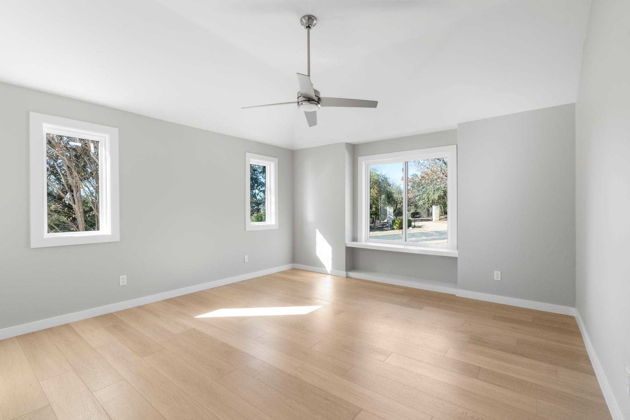 701 Furlong Dr, Austin, TX 78746