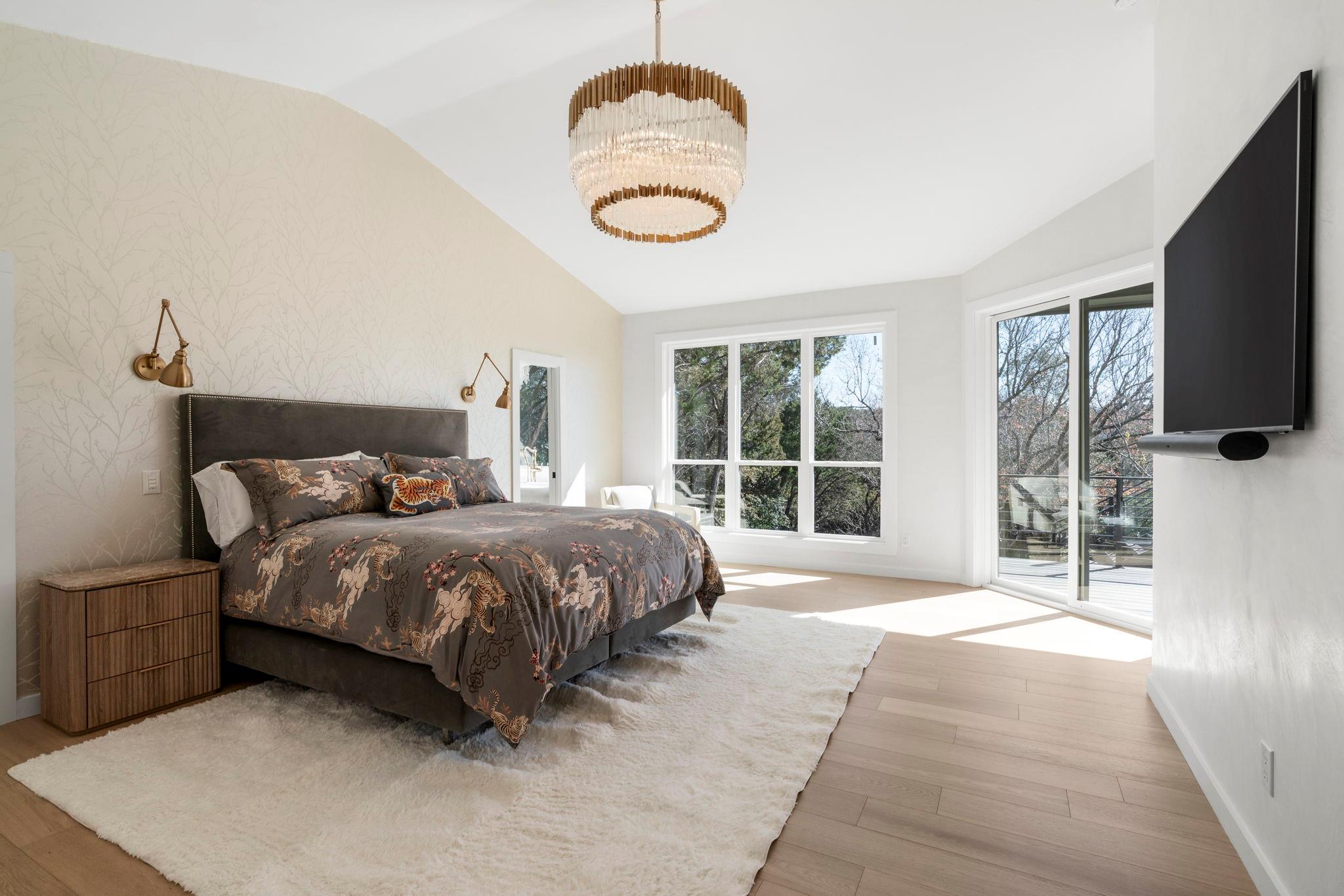 701 Furlong Dr, Austin, TX 78746