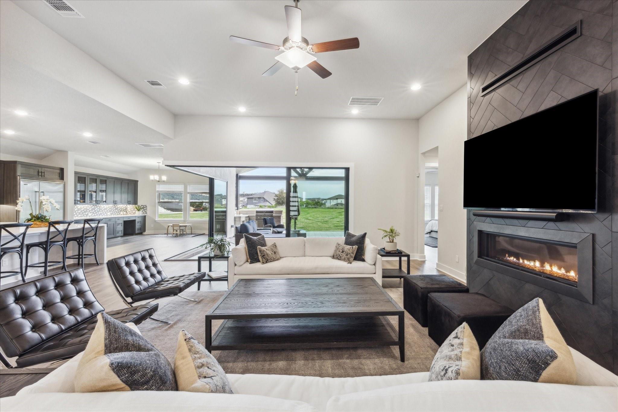 700 Echelon Pl, Austin, TX 78738