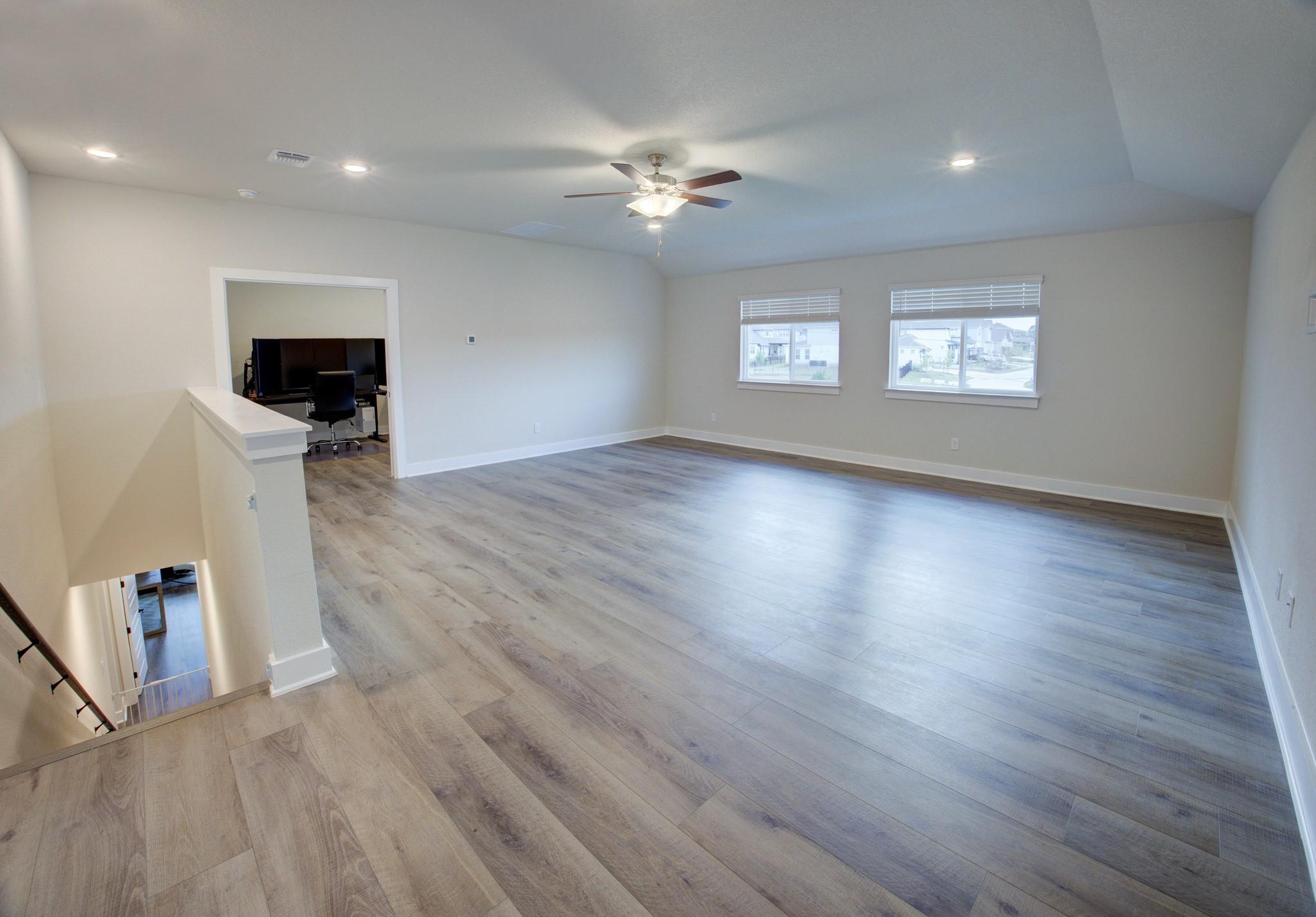 700 Echelon Pl, Austin, TX 78738