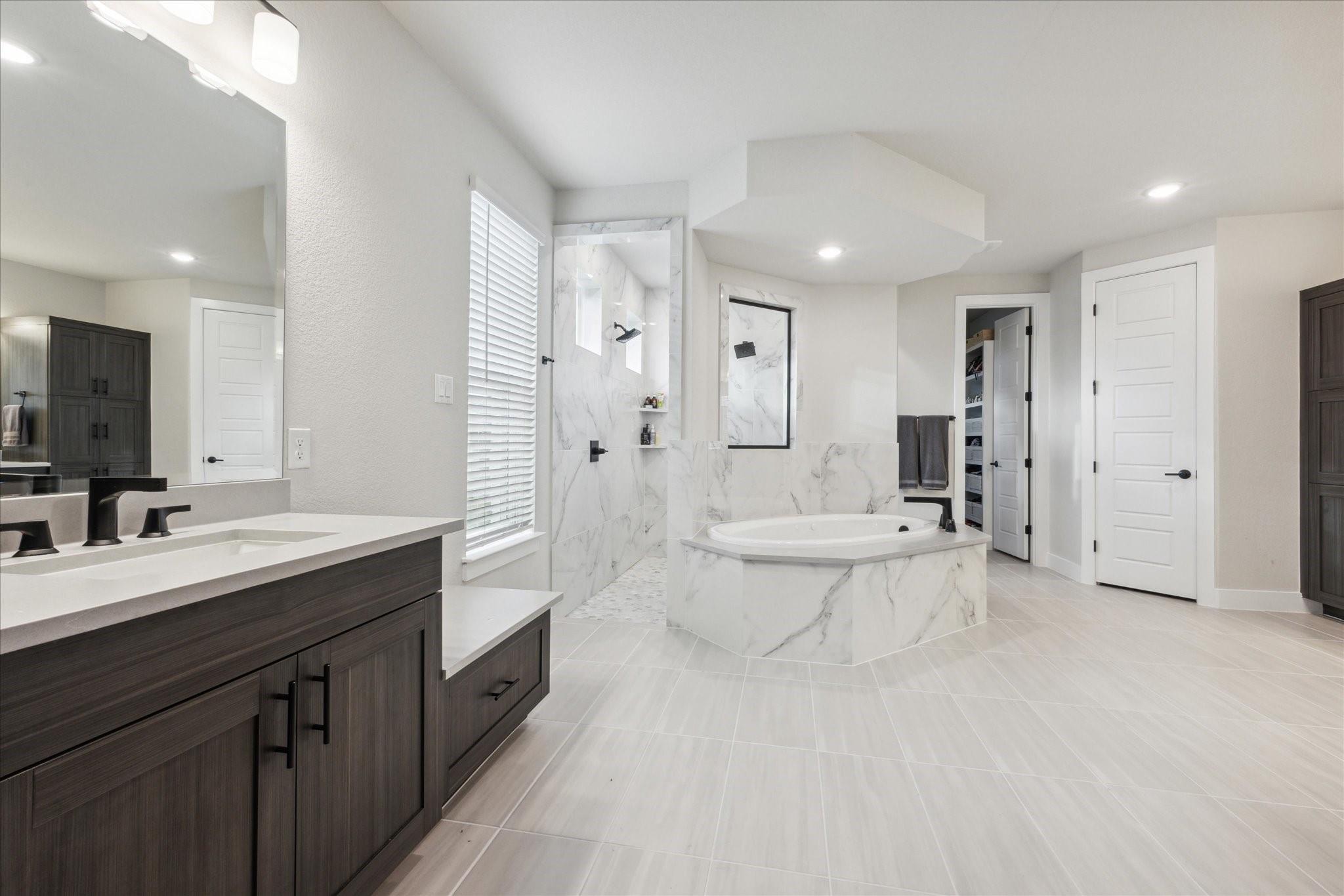 700 Echelon Pl, Austin, TX 78738