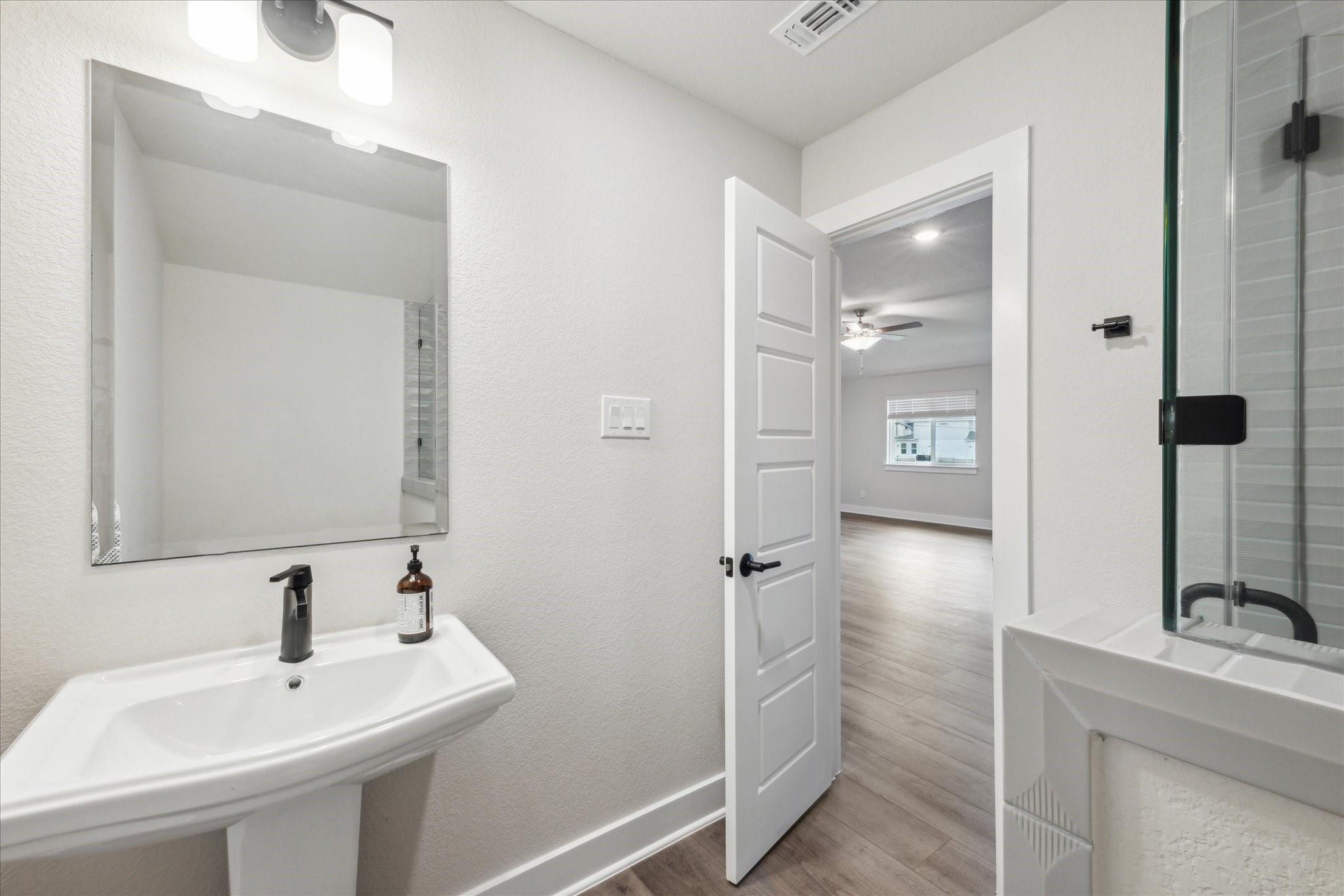 700 Echelon Pl, Austin, TX 78738