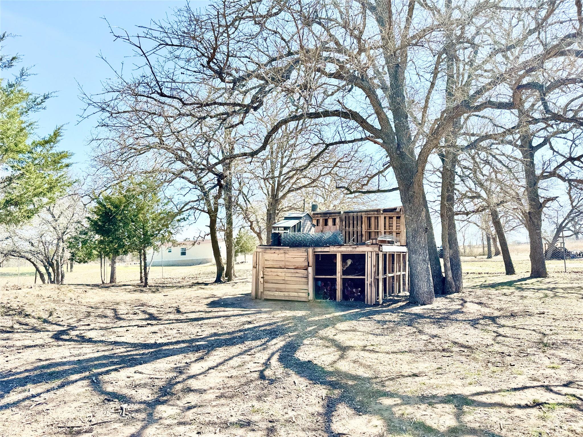 6739 Taylorsville Rd, Dale, TX 78616