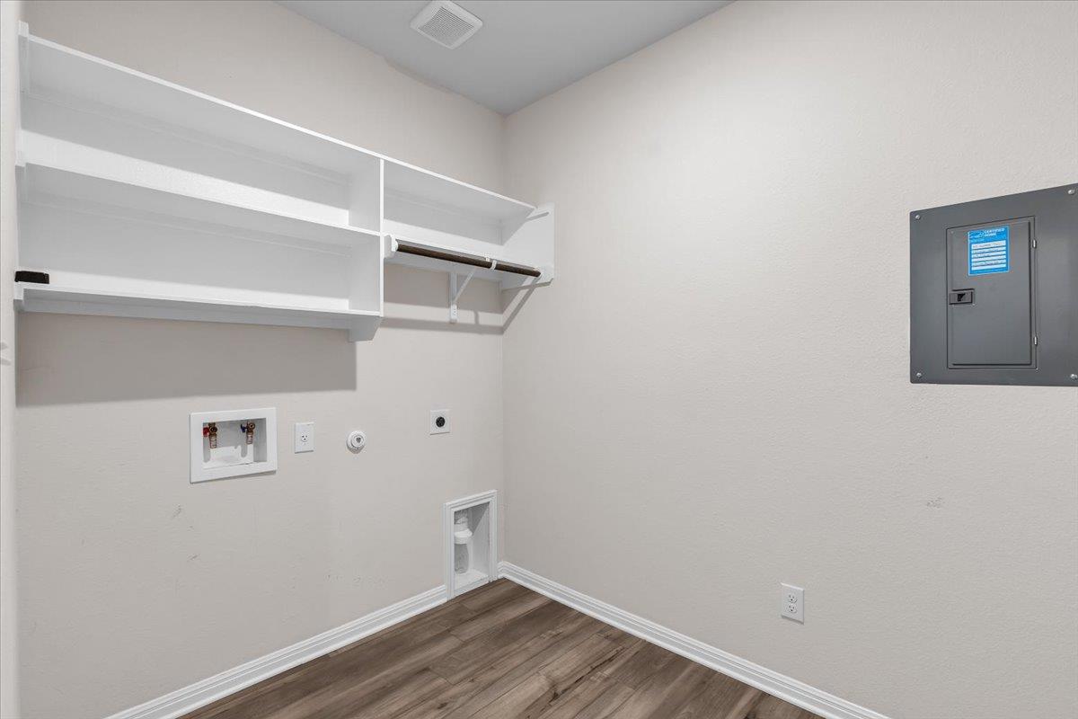 405 Grasslands Trl, Hutto, TX 78634