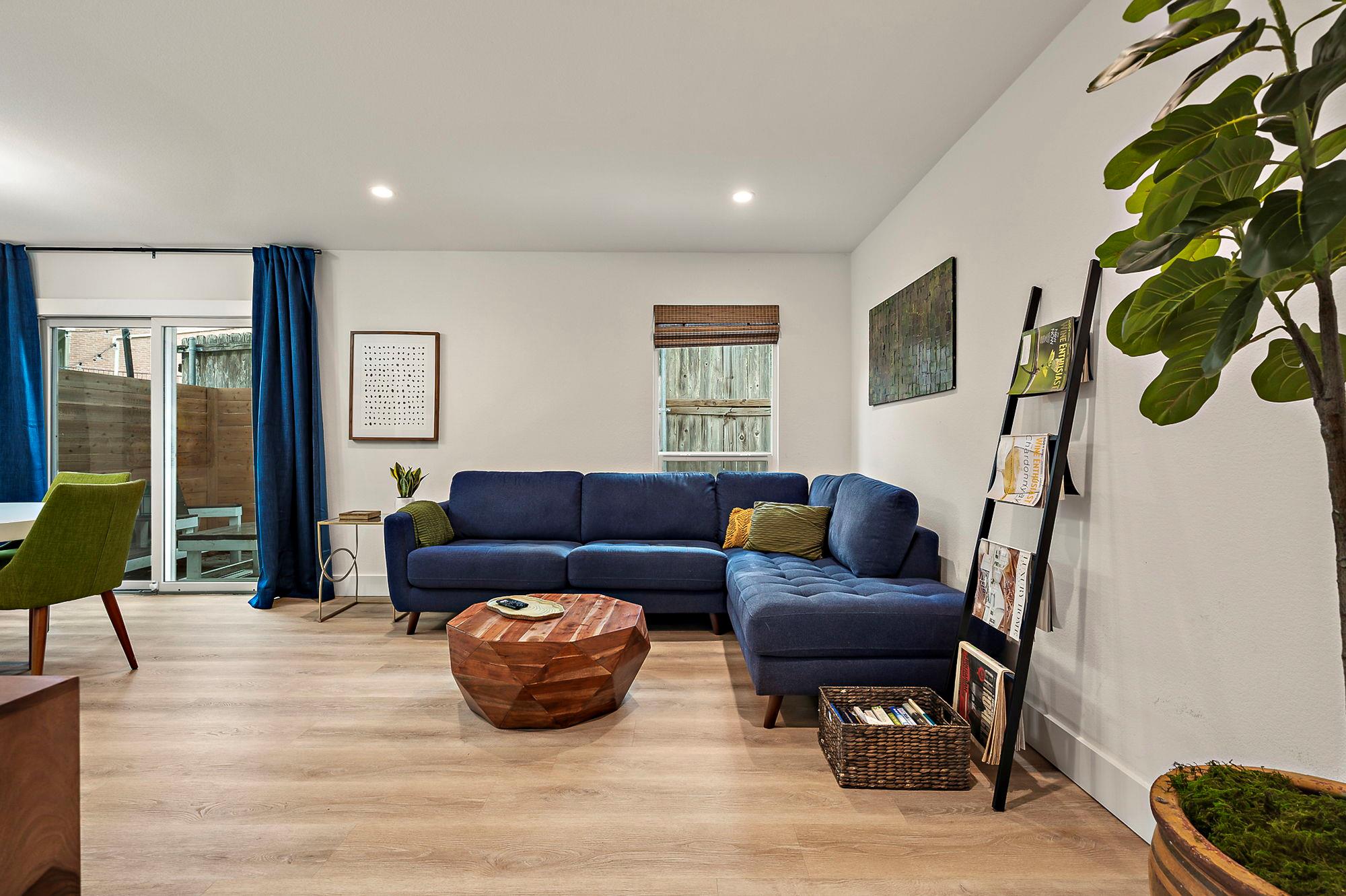 1206 Hollow Creek Dr # 3, Austin, TX 78704