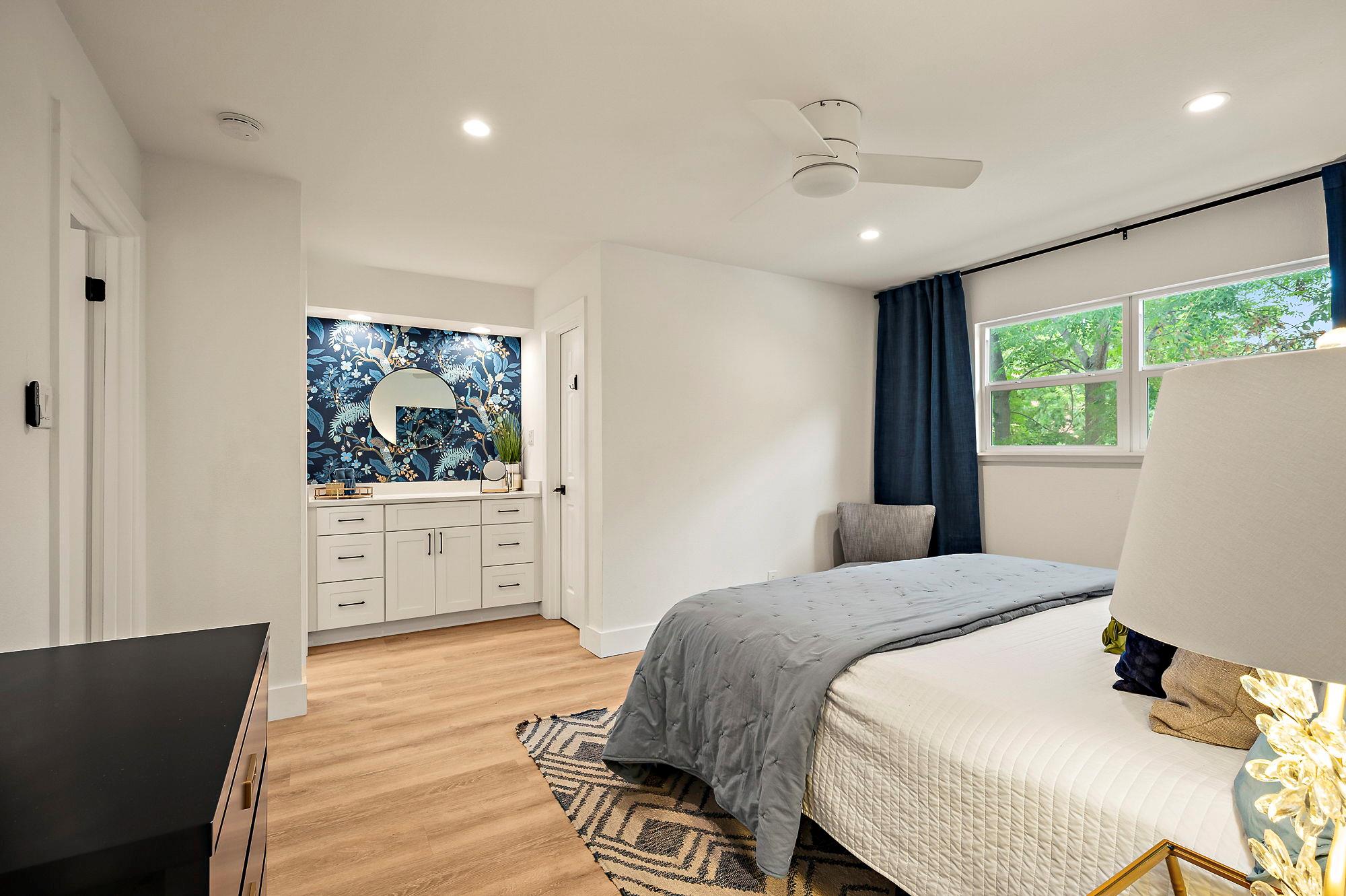 1206 Hollow Creek Dr # 3, Austin, TX 78704