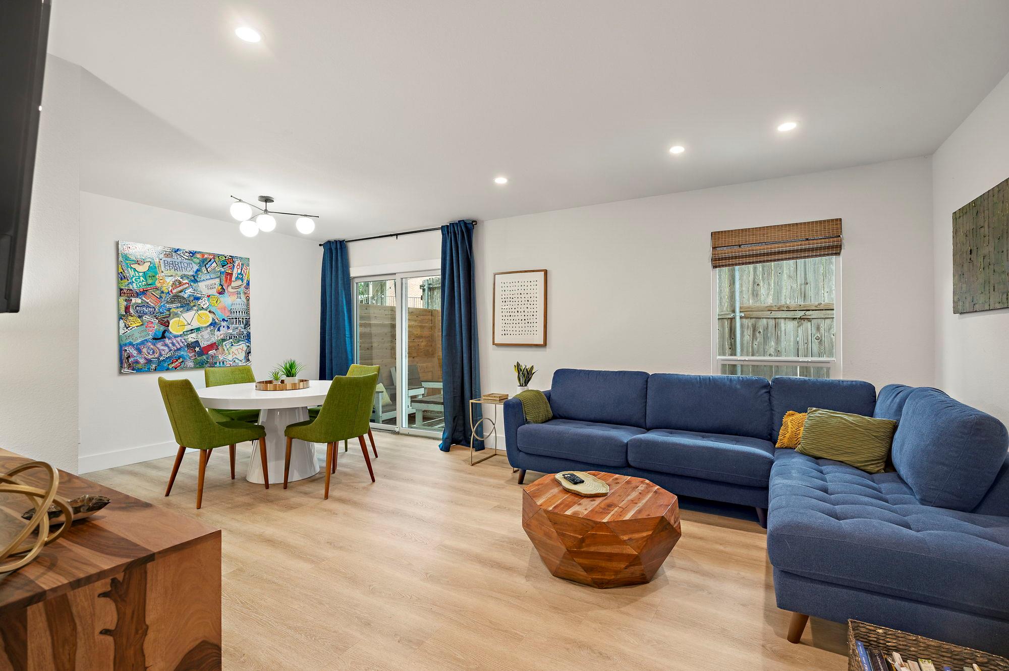 1206 Hollow Creek Dr # 3, Austin, TX 78704