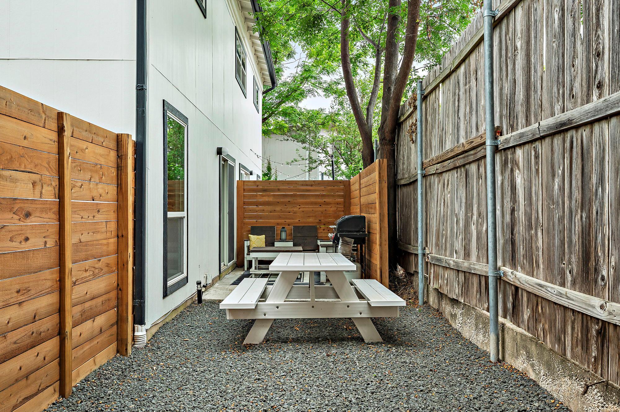 1206 Hollow Creek Dr # 3, Austin, TX 78704