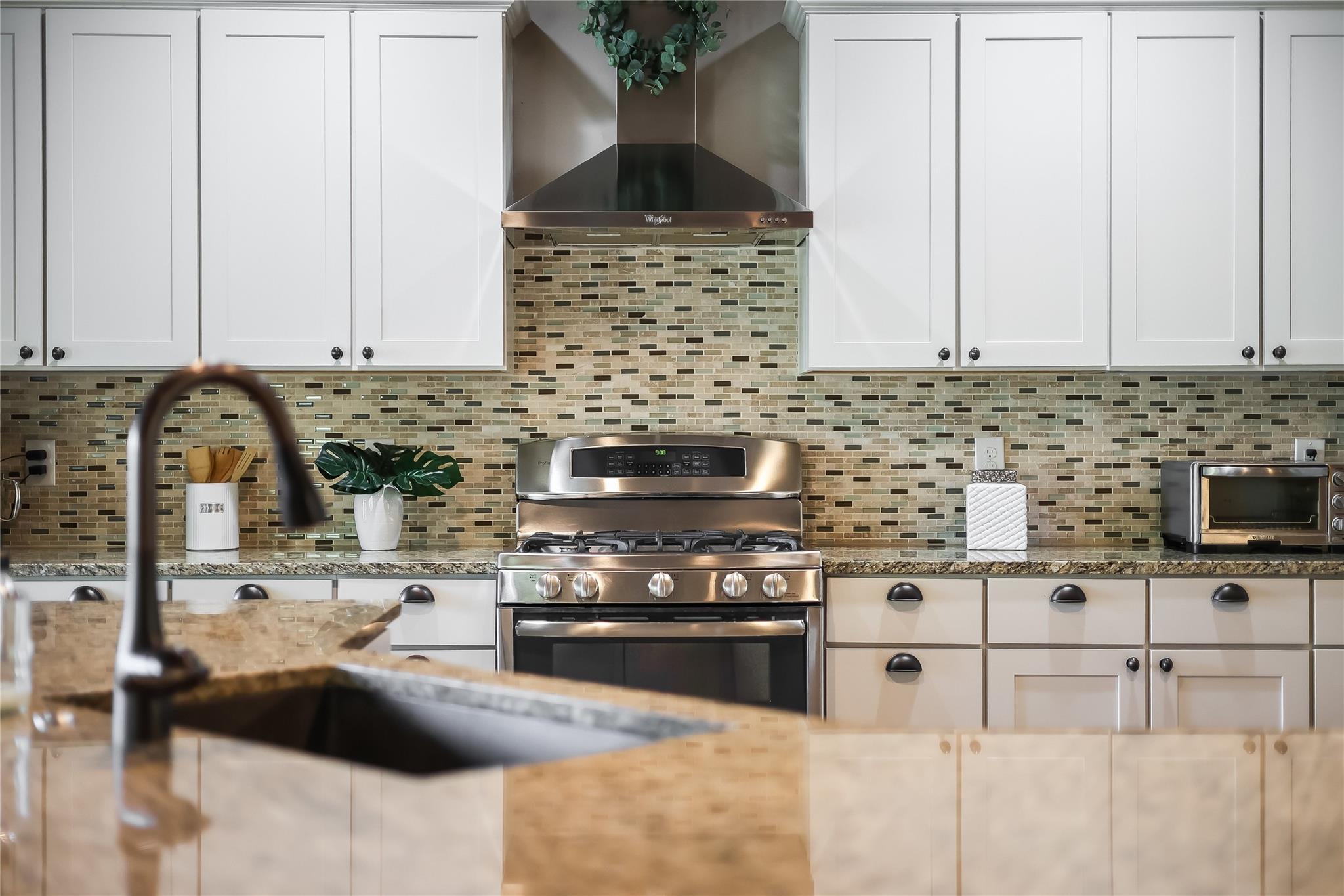 3500 Lohmans Ford Rd # 71, Lago Vista, TX 78645