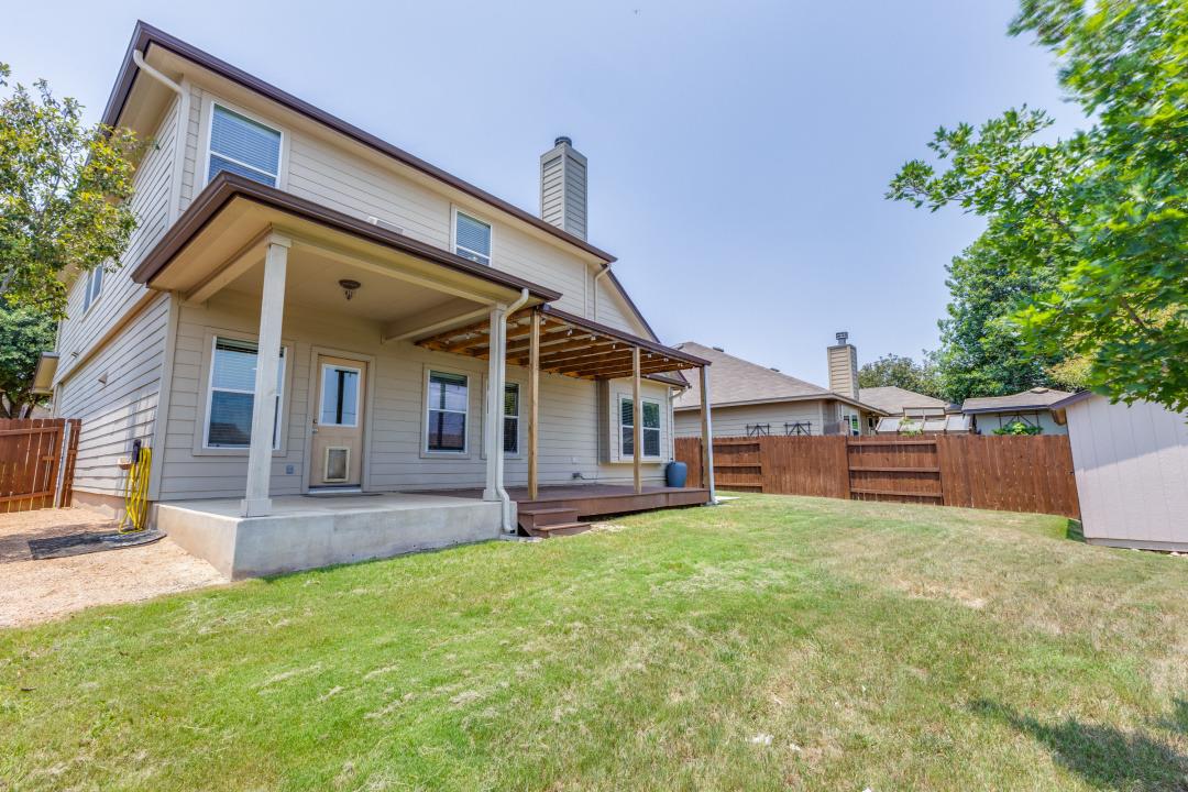 520 Bottle Brush Dr, Kyle, TX 78640