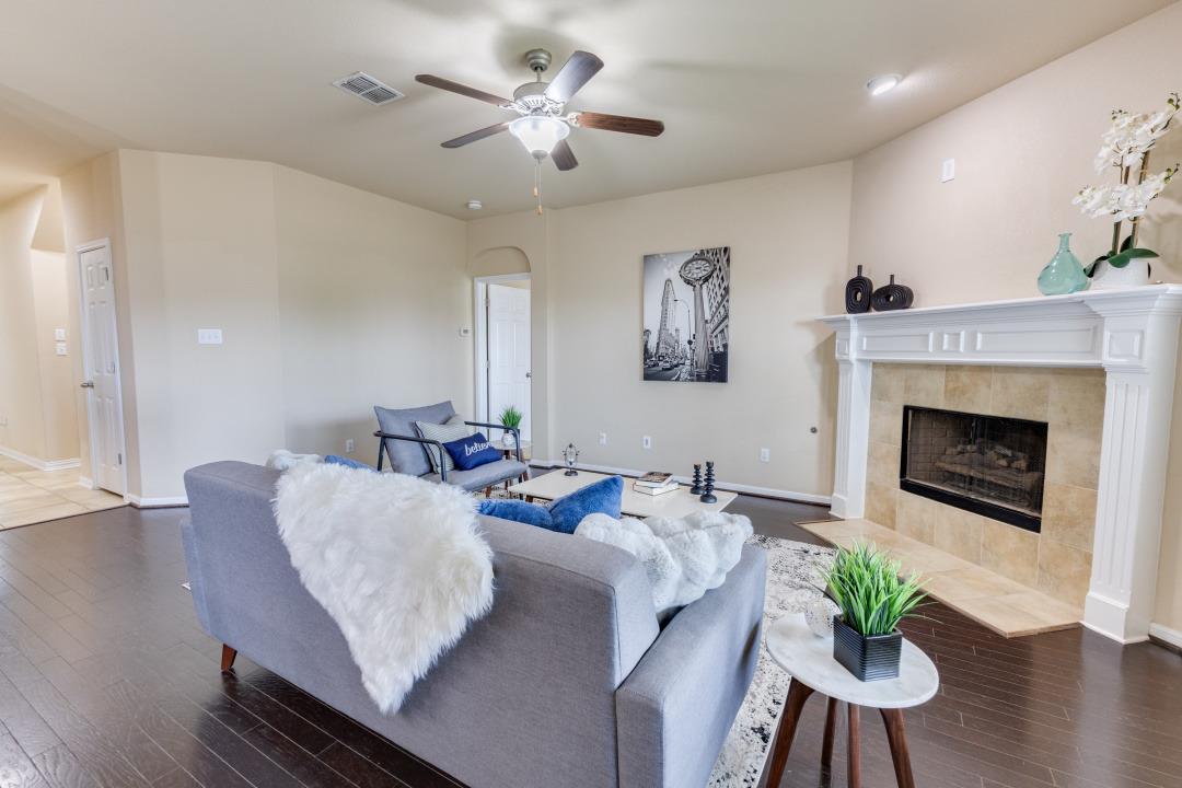 520 Bottle Brush Dr, Kyle, TX 78640