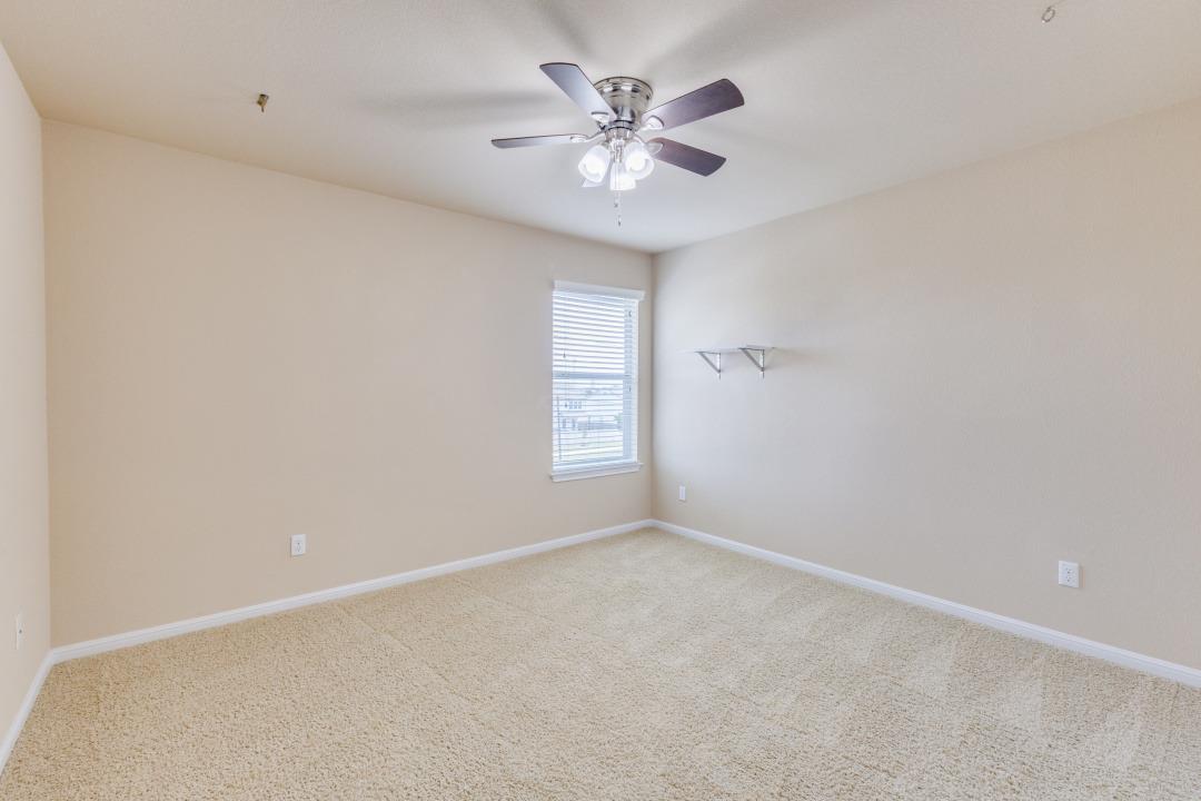 520 Bottle Brush Dr, Kyle, TX 78640