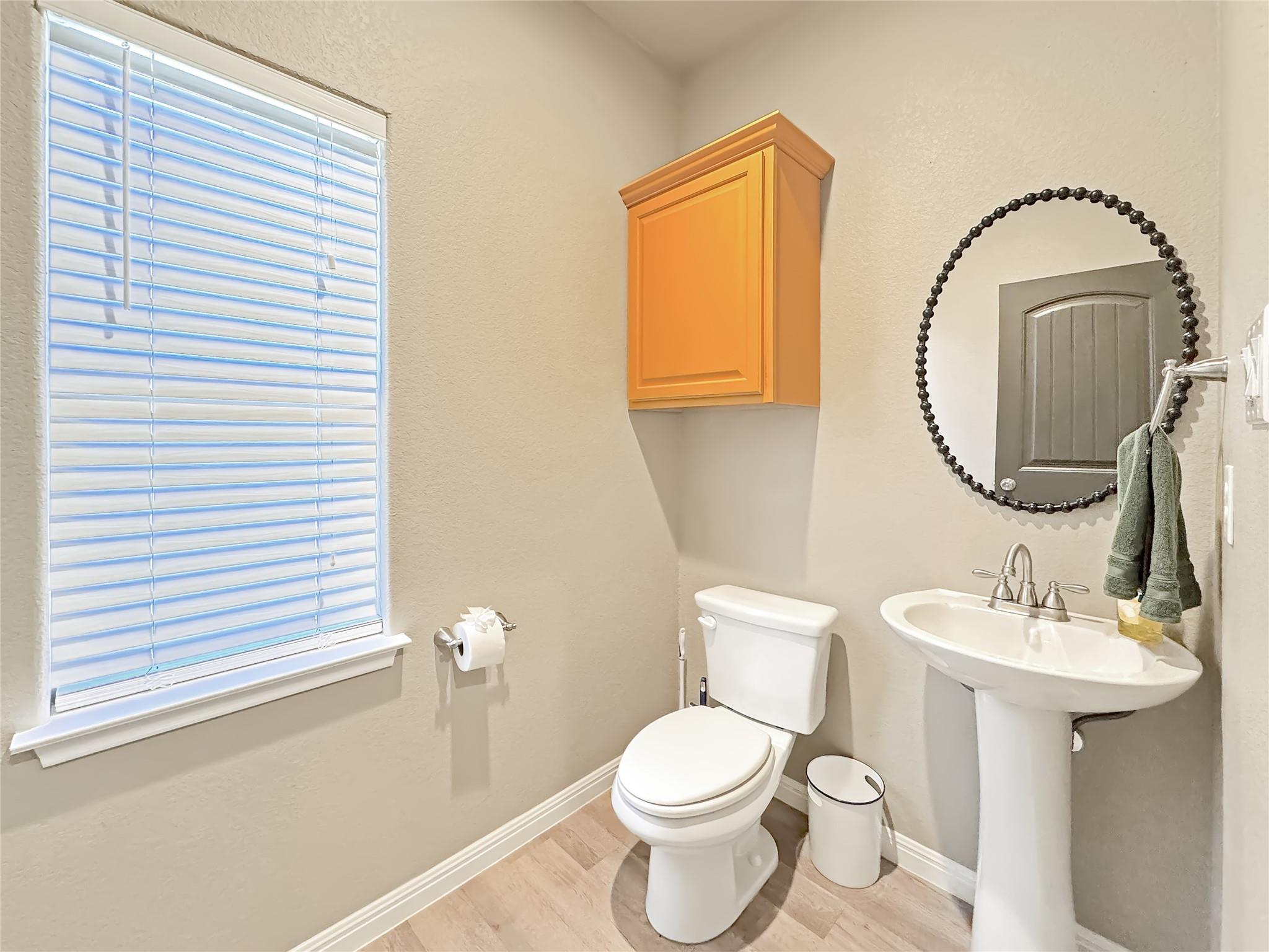 1009 EAGLE FLIGHT DR Dr, Canyon Lake, TX 78133