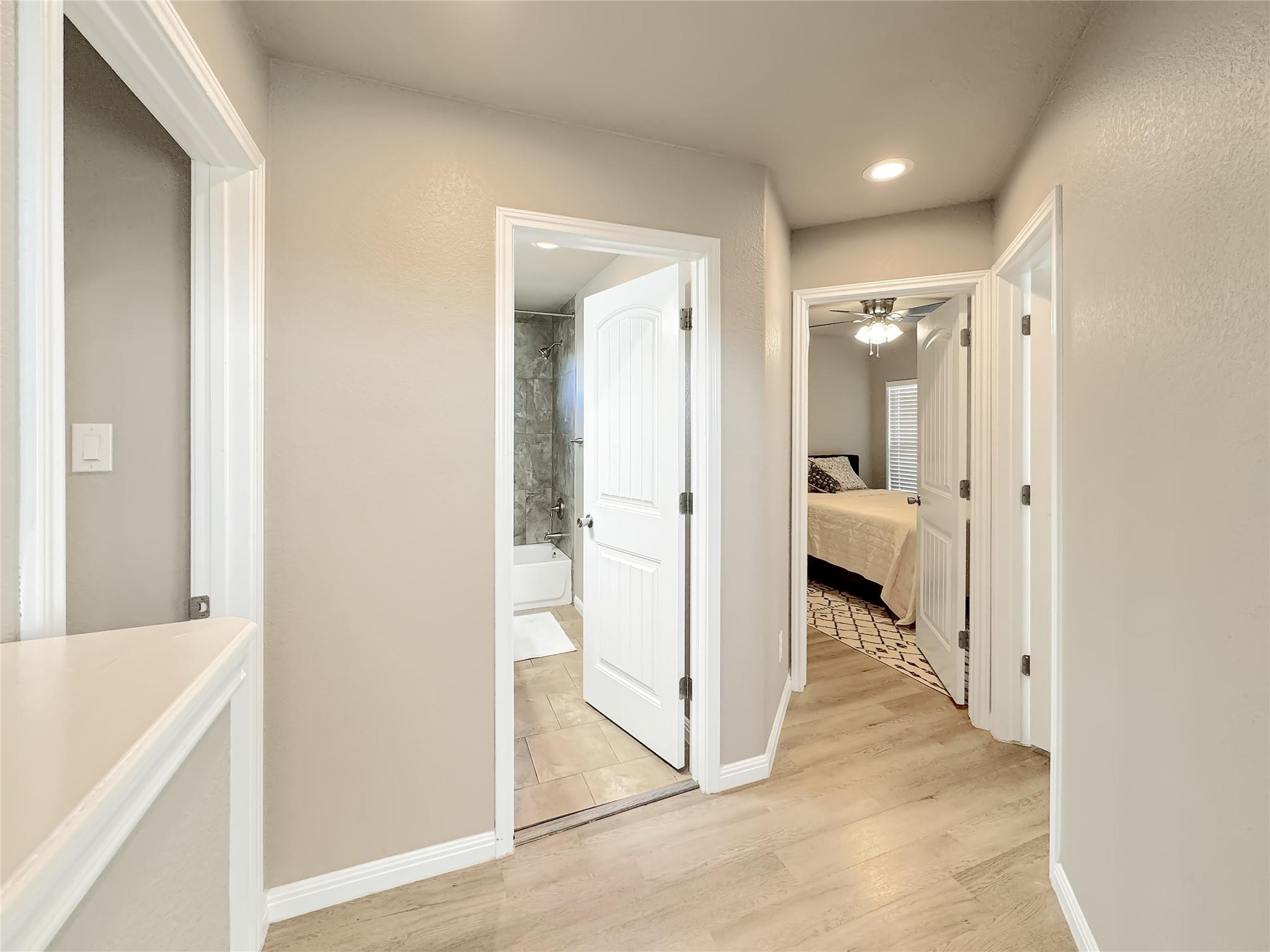 1009 EAGLE FLIGHT DR Dr, Canyon Lake, TX 78133