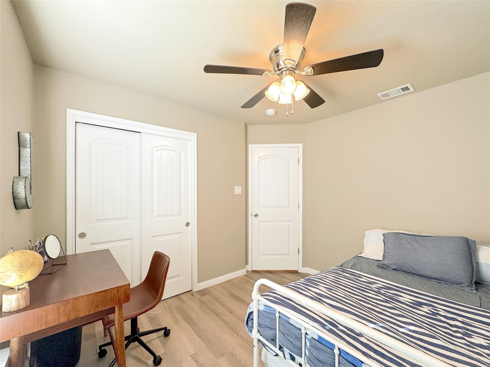 1009 EAGLE FLIGHT DR Dr, Canyon Lake, TX 78133