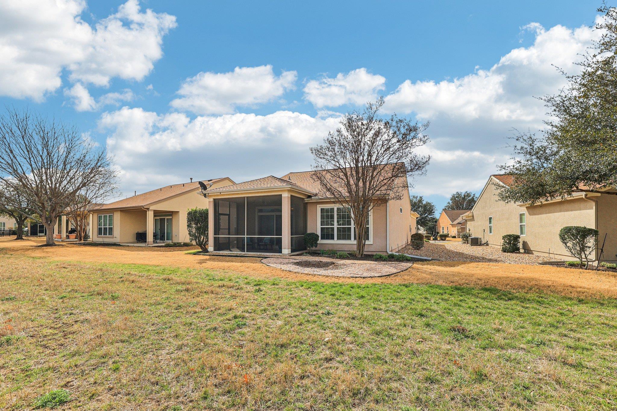 323 Crockett Loop, Georgetown, TX 78633