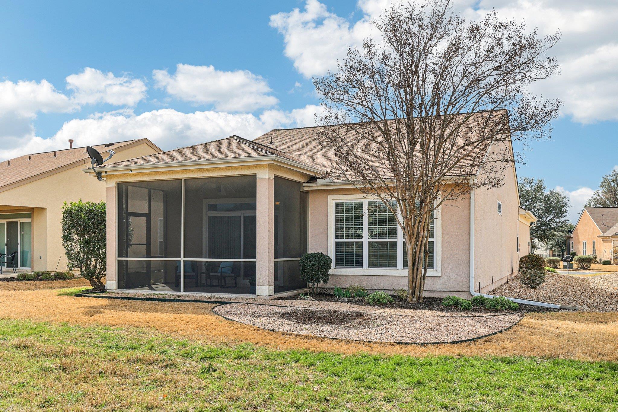 323 Crockett Loop, Georgetown, TX 78633