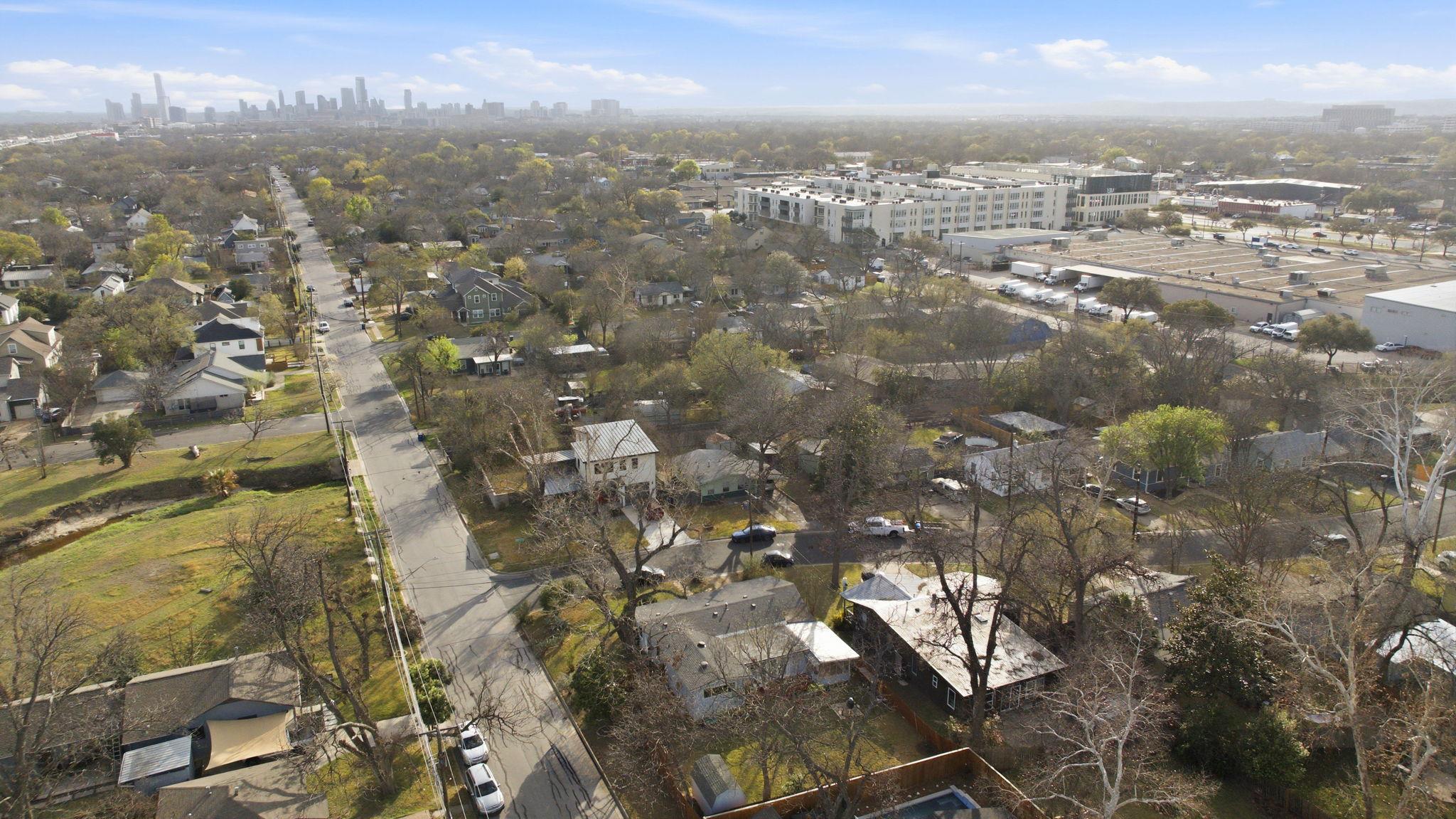 912 E 55th 1/2 St, Austin, TX 78751