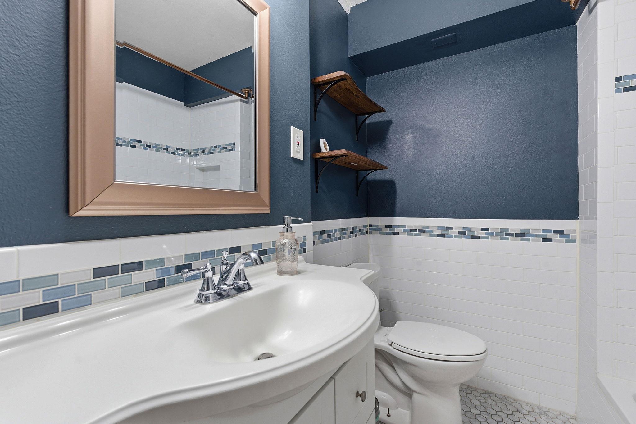 912 E 55th 1/2 St, Austin, TX 78751