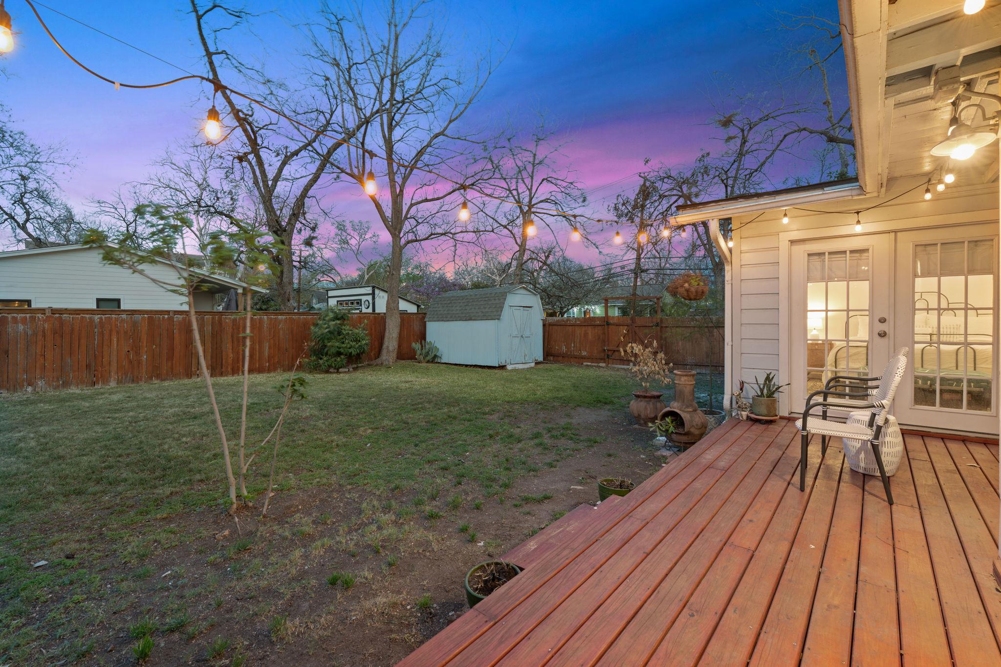 912 E 55th 1/2 St, Austin, TX 78751