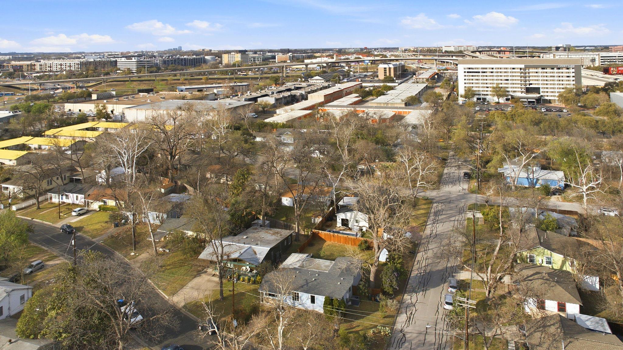 912 E 55th 1/2 St, Austin, TX 78751