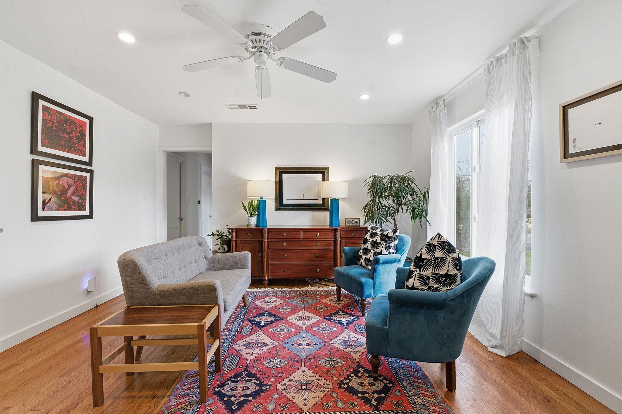 912 E 55th 1/2 St, Austin, TX 78751