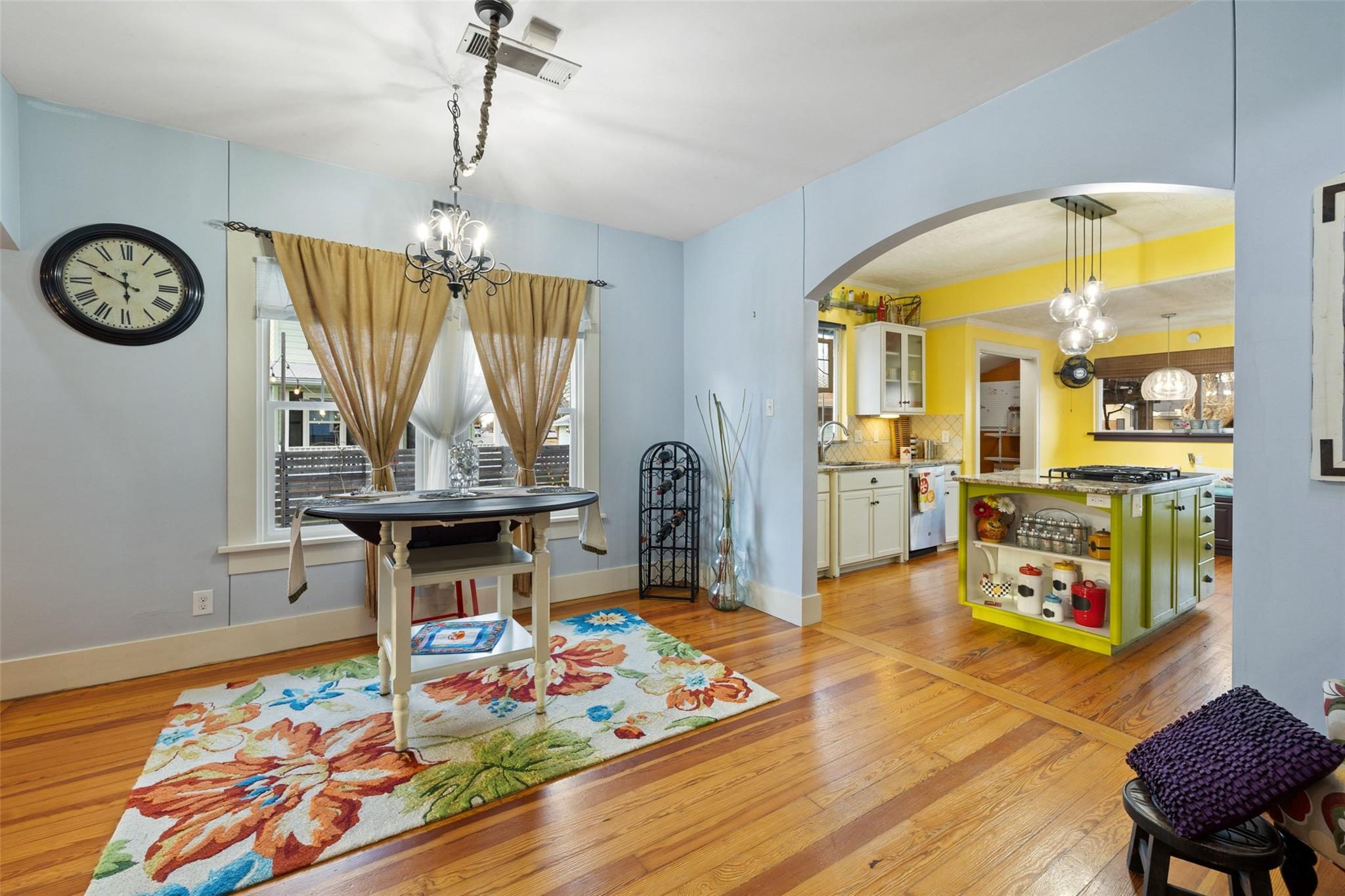 1507 S Church St, Georgetown, TX 78626