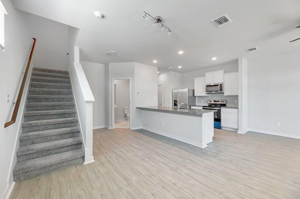 605 W South St # 182, Leander, TX 78641