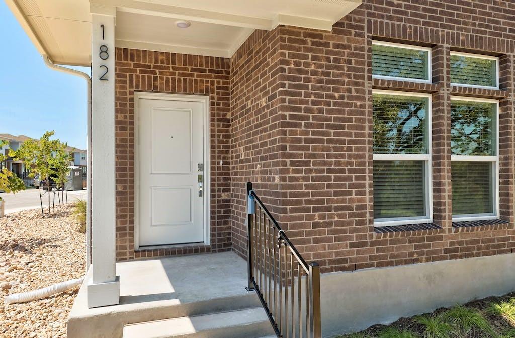 605 W South St # 182, Leander, TX 78641