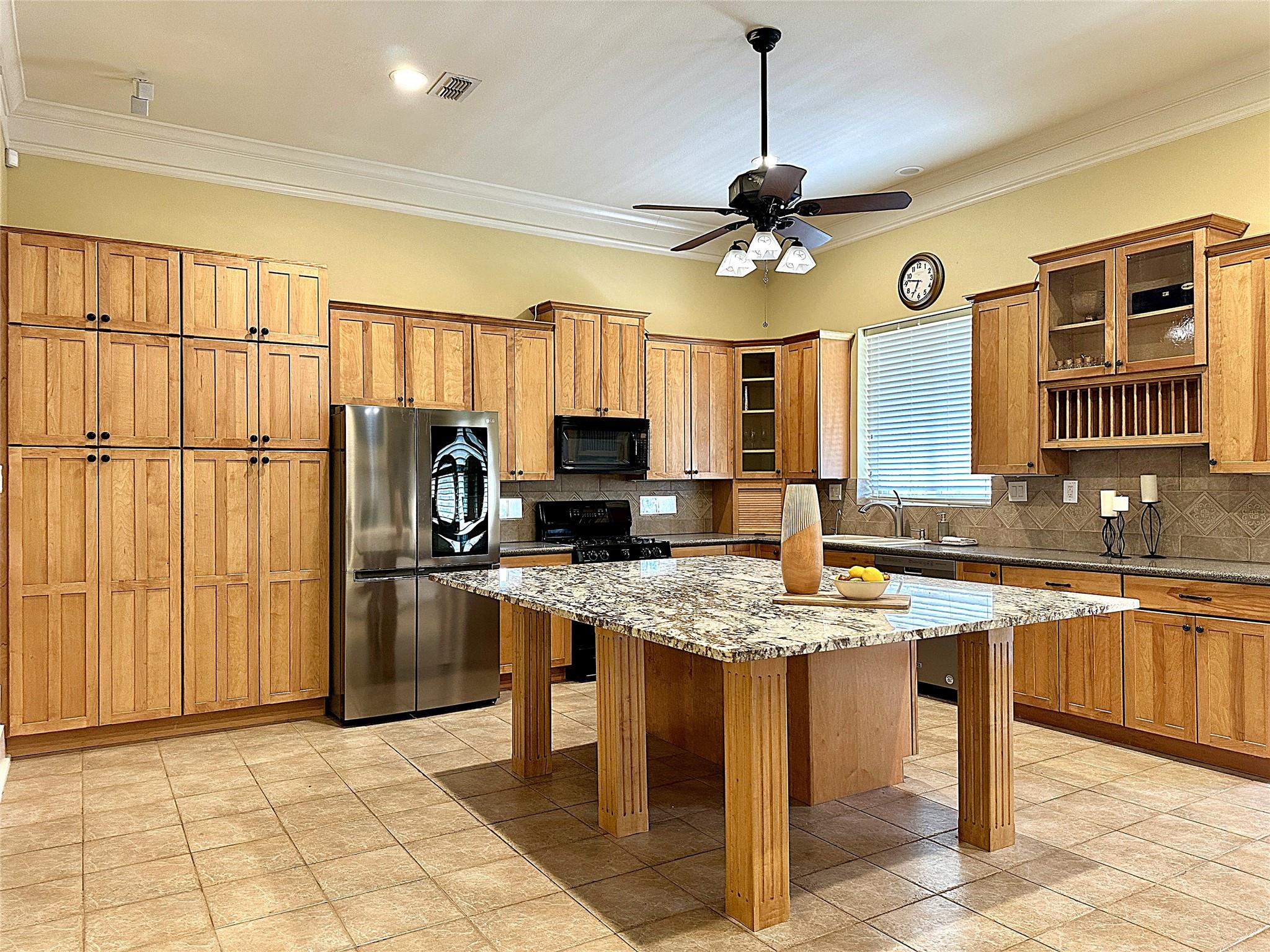 802 Main St, Bastrop, TX 78602