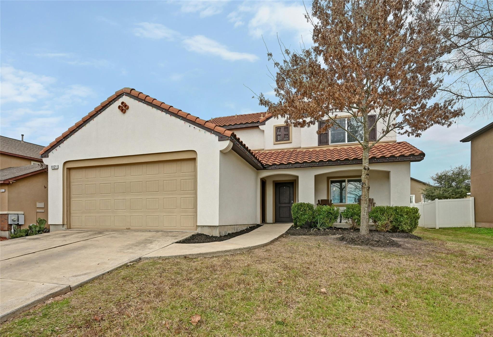 11121 Mickelson Dr, Austin, TX 78747