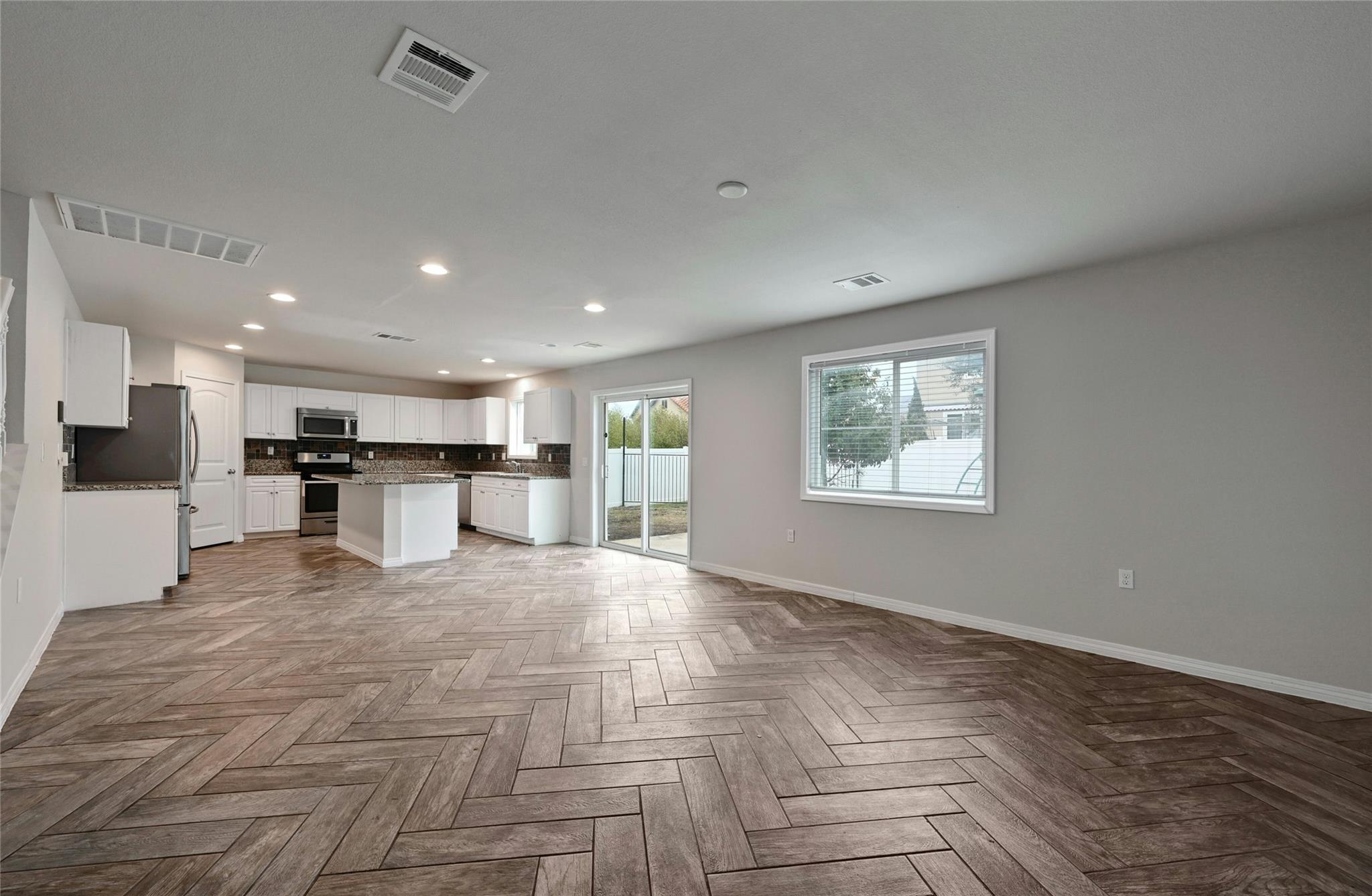 11121 Mickelson Dr, Austin, TX 78747