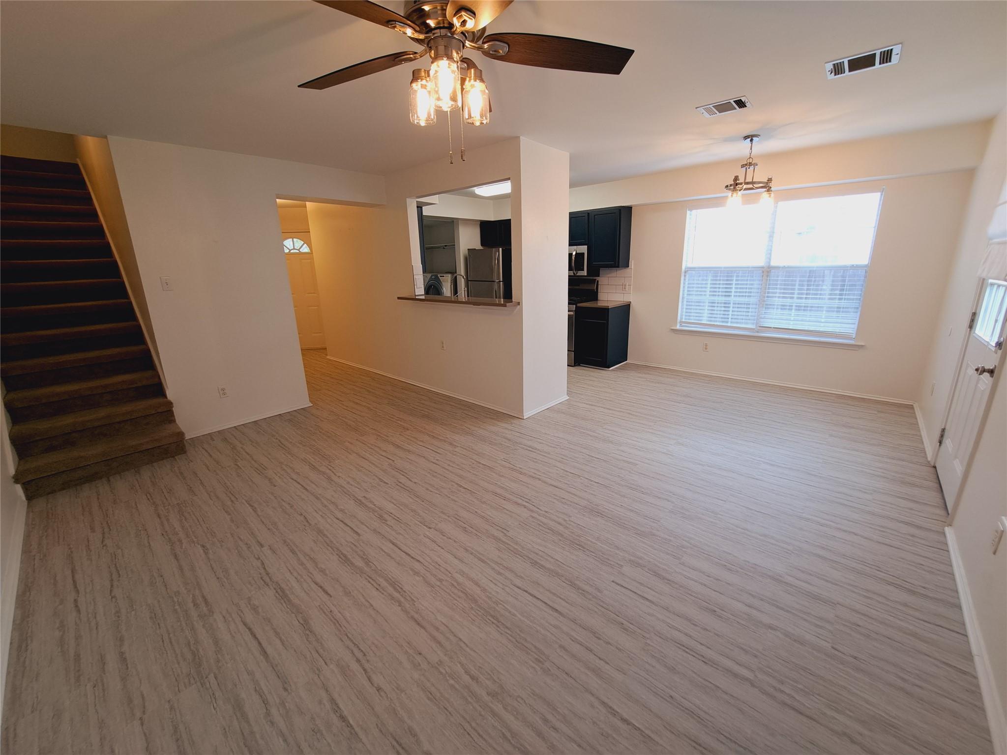 6703 Hill Oaks Dr # A, Austin, TX 78749