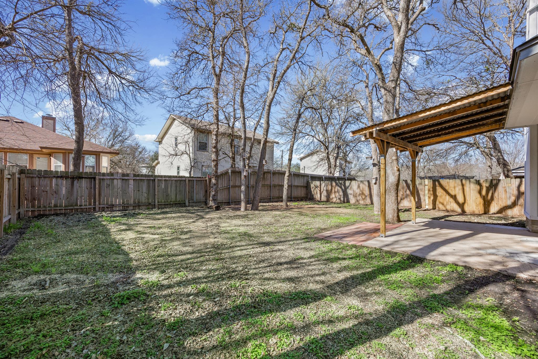117 High Point Blvd, Cedar Creek, TX 78612
