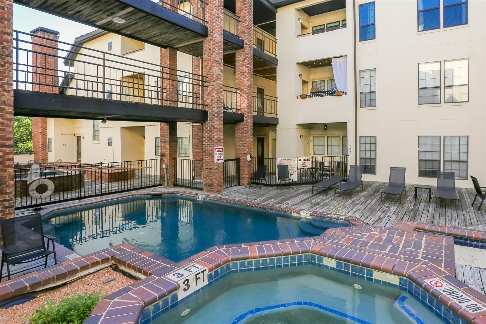 3001 Cedar St # A-208, Austin, TX 78705