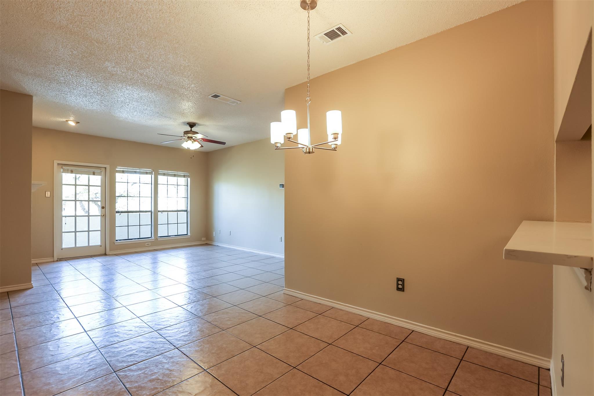 3001 Cedar St # A-208, Austin, TX 78705