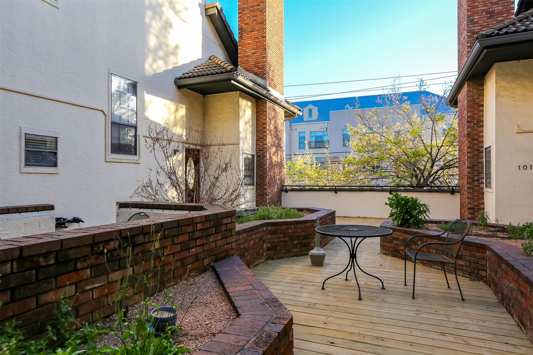 3001 Cedar St # A-208, Austin, TX 78705