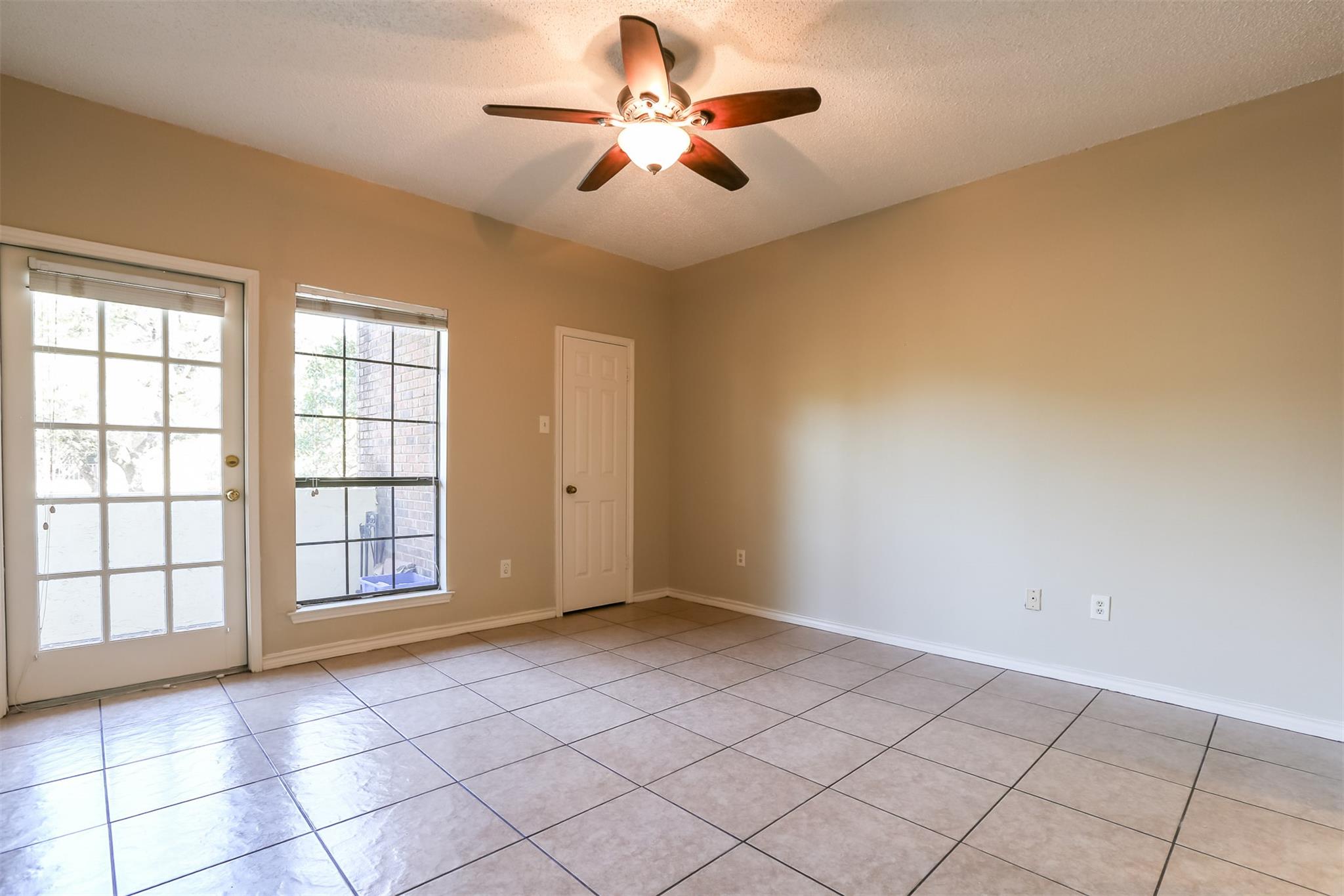 3001 Cedar St # A-208, Austin, TX 78705