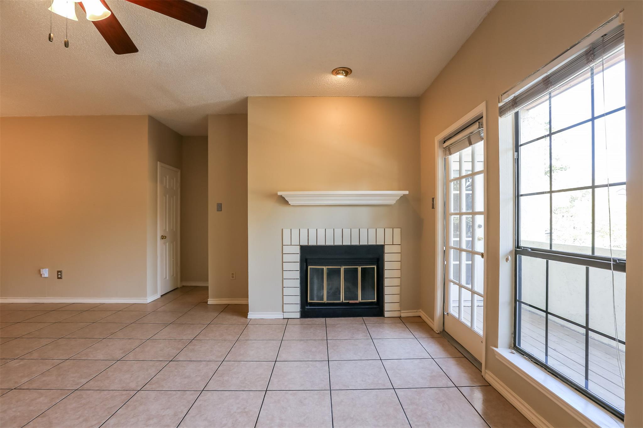 3001 Cedar St # A-208, Austin, TX 78705