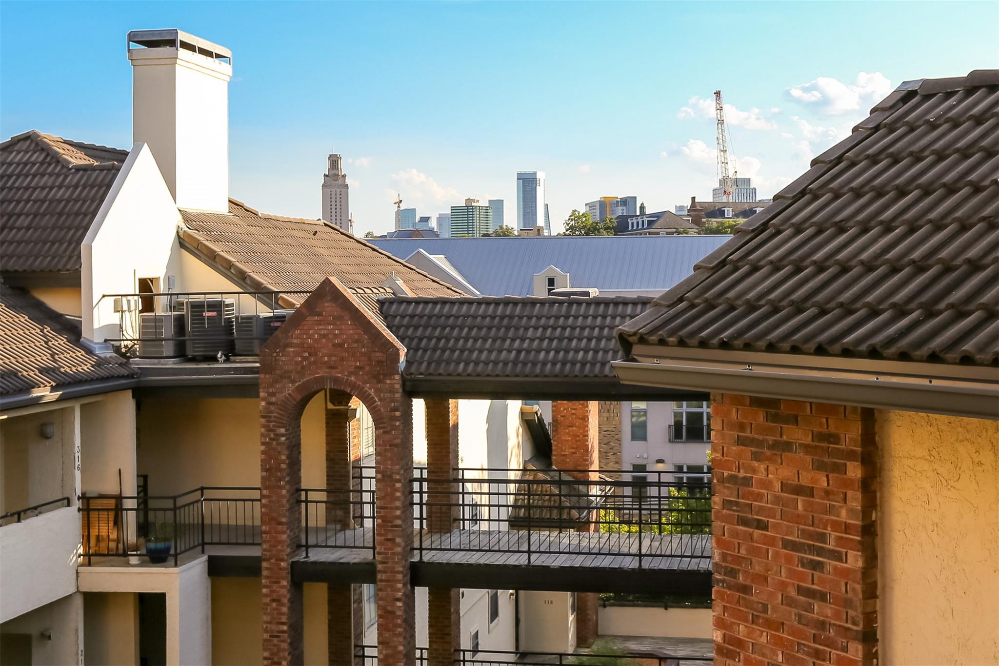 3001 Cedar St # A-208, Austin, TX 78705