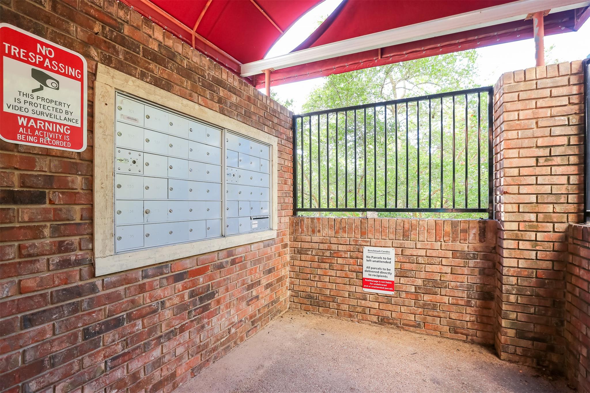 3001 Cedar St # A-208, Austin, TX 78705