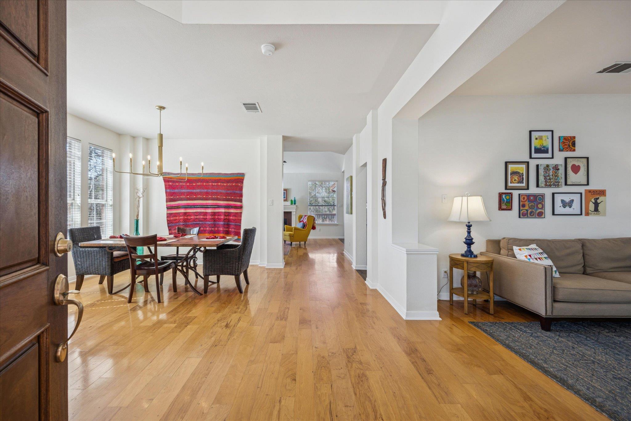 3702 Runnels Ct, Austin, TX 78732