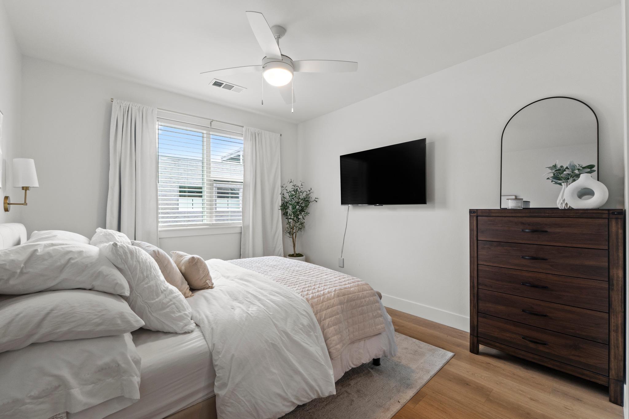 1701 Simond Ave # 401, Austin, TX 78723