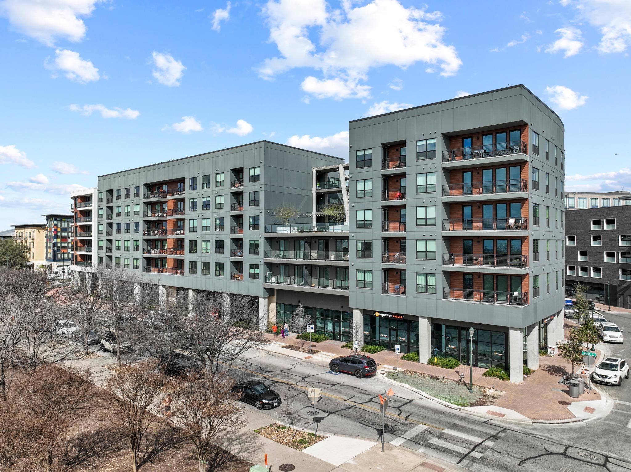 1701 Simond Ave # 401, Austin, TX 78723